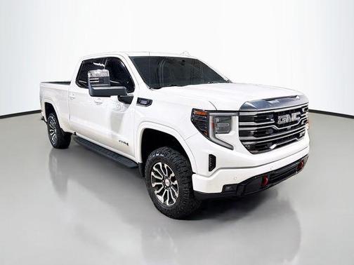 Summit White 2022 GMC Sierra 1500 AT4