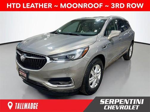 Pepperdust Metallic 2018 Buick Enclave Essence