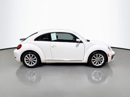 Pure White 2018 Volkswagen Beetle 2.0T S