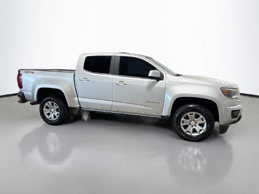 Silver Ice Metallic 2020 Chevrolet Colorado LT