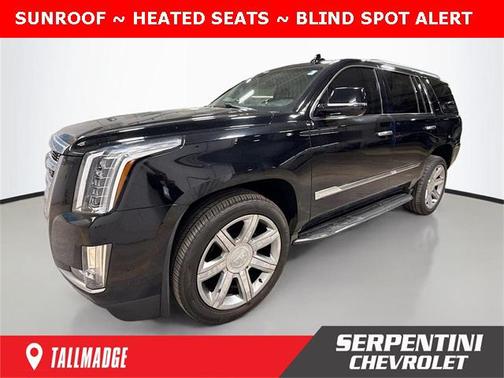 2017 Cadillac Escalade Luxury