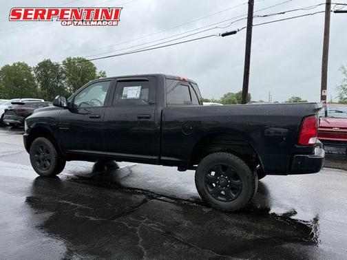 2017 RAM 2500 Big Horn Crew Cab 4x4 6'4' Box