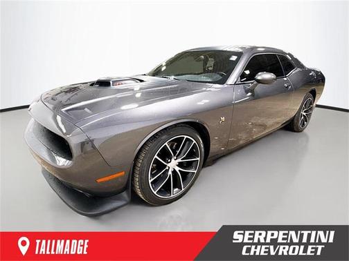 2016 Dodge Challenger R/T Scat Pack