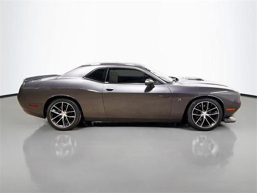 2016 Dodge Challenger R/T Scat Pack