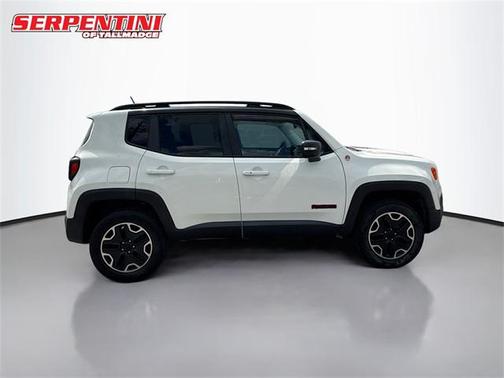 2016 Jeep Renegade Trailhawk