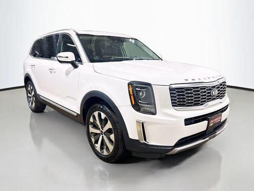 Glacial White Pearl 2021 Kia Telluride S