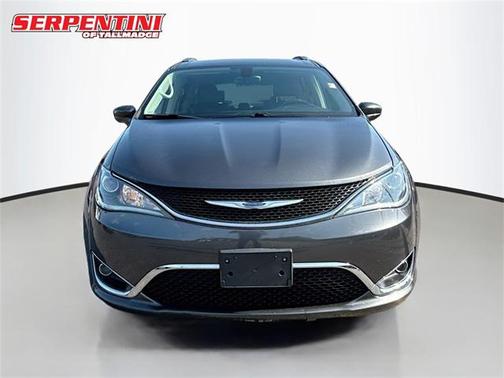 2018 Chrysler Pacifica Touring-L