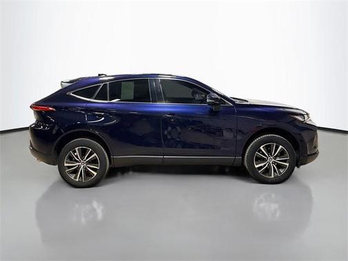 2023 Toyota Venza LE
