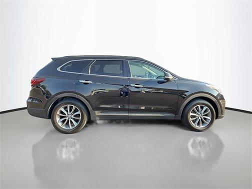2019 Hyundai Santa Fe XL SE