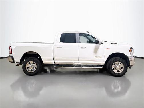2022 RAM 2500 Big Horn Crew Cab 4x4 6'4' Box