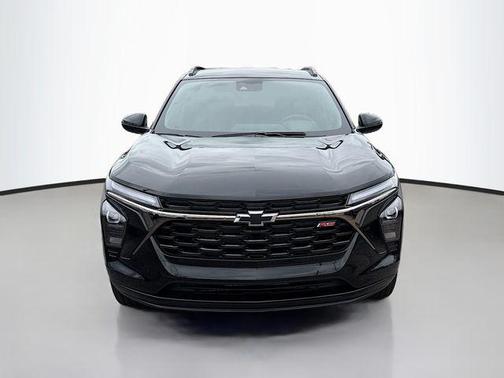 Black Metallic 2026 Chevrolet Trax FWD 2RS