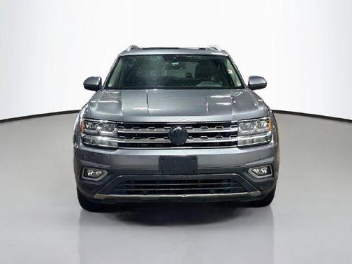 Platinum Gray Metallic 2018 Volkswagen Atlas 3.6L SEL