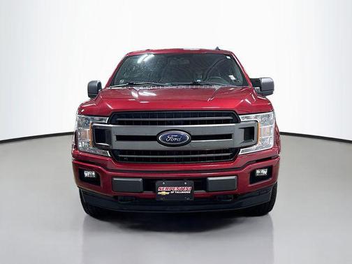 Ruby Red Metallic Tinted Clearcoat 2018 Ford F-150 XLT