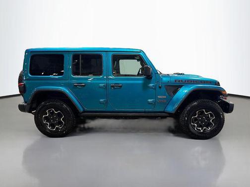 Bikini Pearlcoat 2020 Jeep Wrangler Unlimited Rubicon