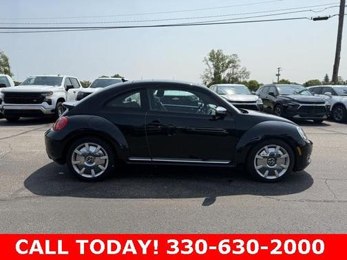 2013 Volkswagen Beetle 2.0T Fender Edition