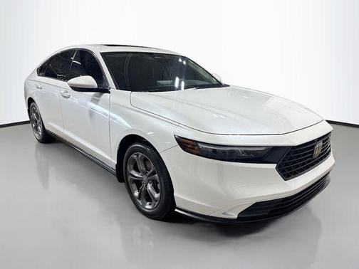 Platinum White Pearl 2024 Honda Accord EX