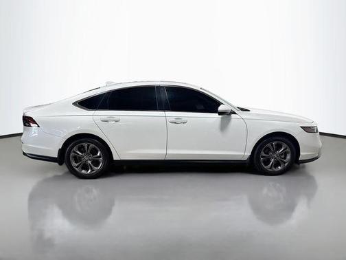 Platinum White Pearl 2024 Honda Accord EX