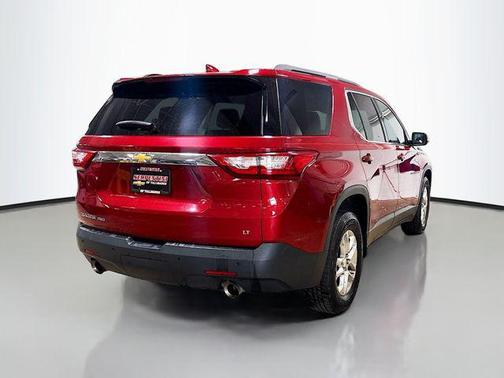 Cajun Red Tintcoat 2019 Chevrolet Traverse LT Cloth