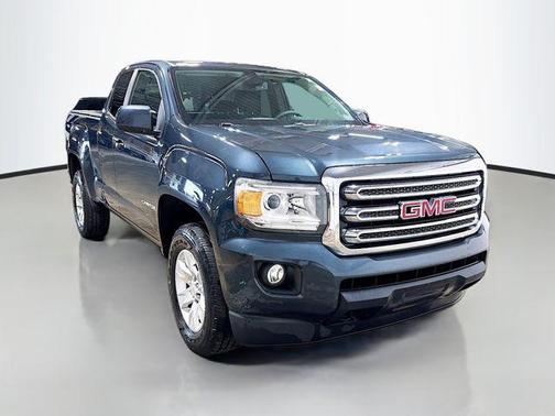 Dark Slate Metallic 2017 GMC Canyon SLE