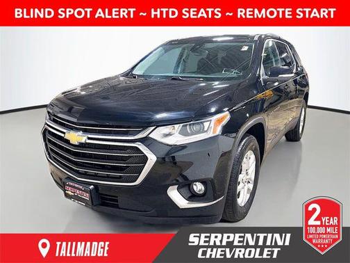 Mosaic Black Metallic 2021 Chevrolet Traverse RS