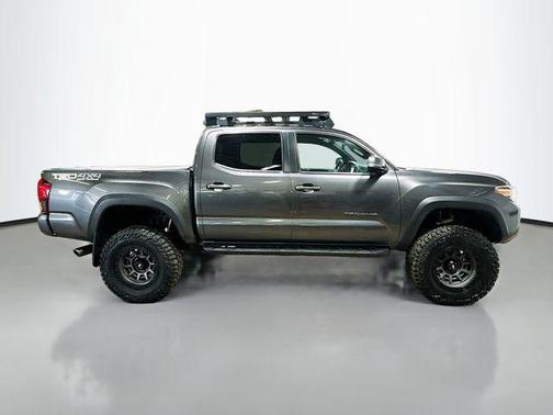 Magnetic Gray Metallic 2018 Toyota Tacoma TRD Off Road
