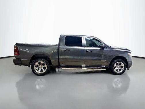 Granite Crystal Metallic Clearcoat 2019 RAM 1500 Big Horn