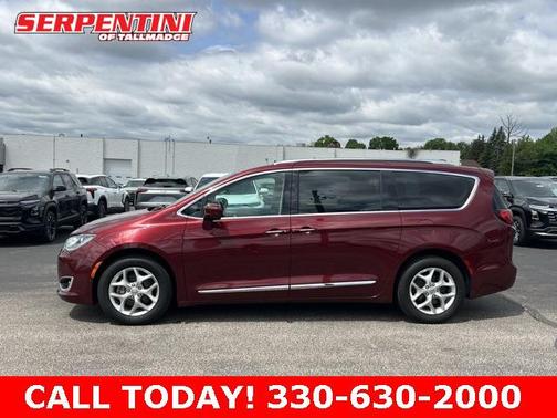 2019 Chrysler Pacifica Touring L
