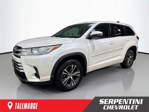 Blizzard Pearl 2018 Toyota Highlander LE