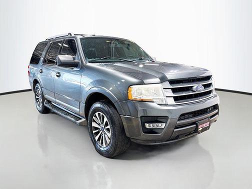 Magnetic Metallic 2016 Ford Expedition XLT