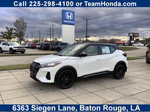 2023 Nissan Kicks SR