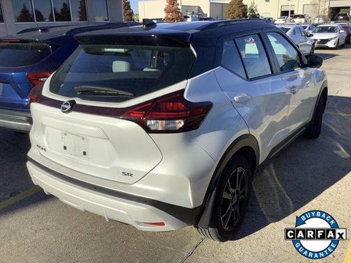 2023 Nissan Kicks SR