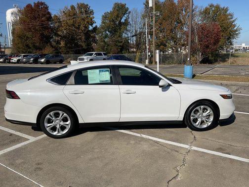 2024 Honda Accord LX 1.5T