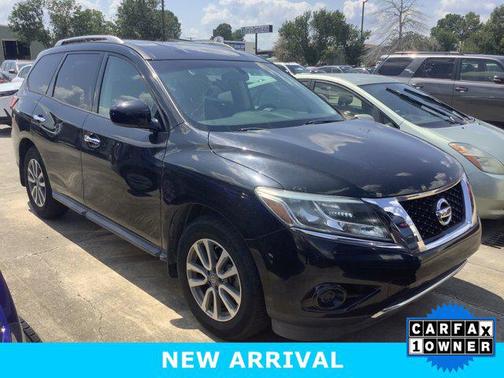 2016 Nissan Pathfinder S
