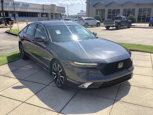 2023 Honda Accord Hybrid Touring