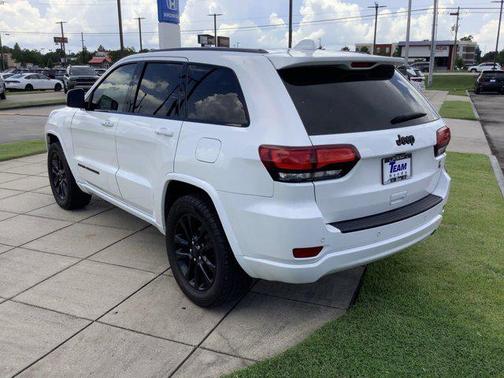 2020 Jeep Grand Cherokee Altitude