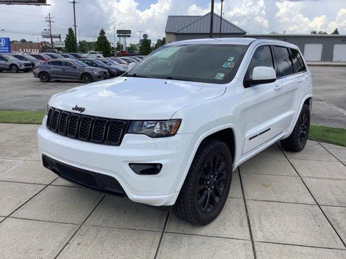 2020 Jeep Grand Cherokee Altitude