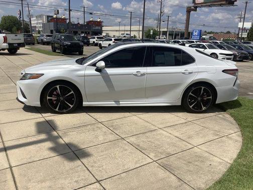 2019 Toyota Camry XSE