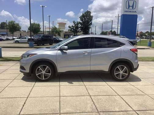 Lunar Silver Metallic 2022 Honda HR-V EX