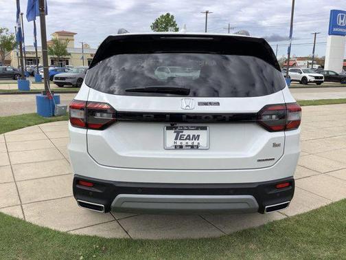 2025 Honda Pilot Touring 8-Passenger