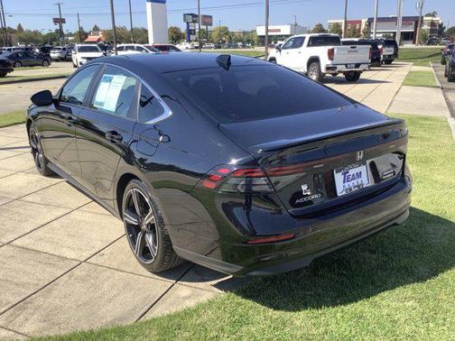 2024 Honda Accord Hybrid Base