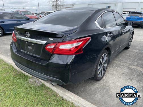 Super Black 2016 Nissan Altima 2.5 SR