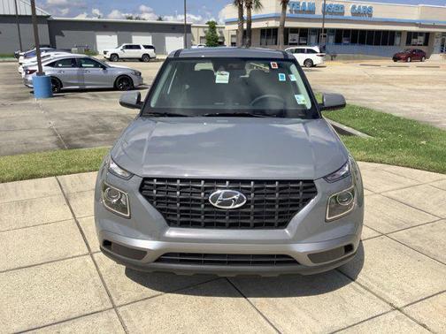 2021 Hyundai VENUE SE