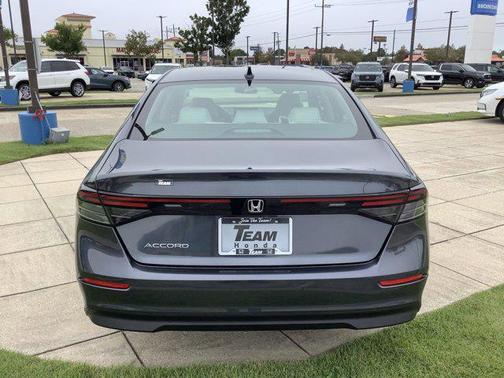 2025 Honda Accord LX 1.5T