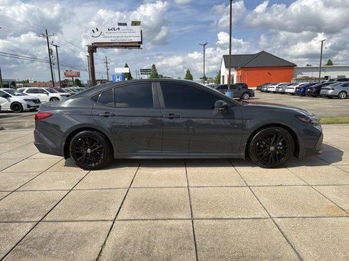 Underground 2025 Toyota Camry SE