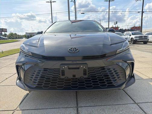 Underground 2025 Toyota Camry SE