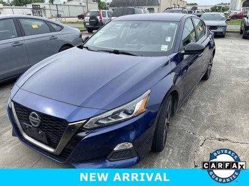 Deep Blue Pearl 2021 Nissan Altima SR FWD