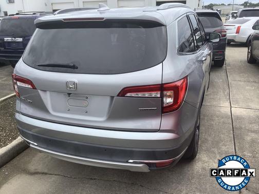 Lunar Silver Metallic 2021 Honda Pilot Touring 8-Passenger