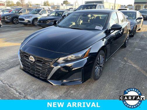 2025 Nissan Altima SV FWD