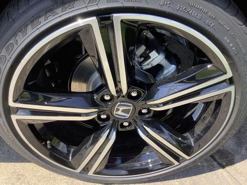 Urban Gray Pearl 2026 Honda Accord SE