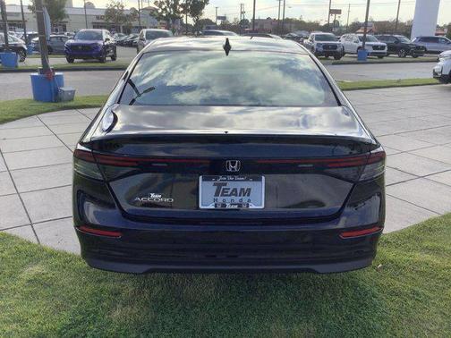 2025 Honda Accord LX 1.5T